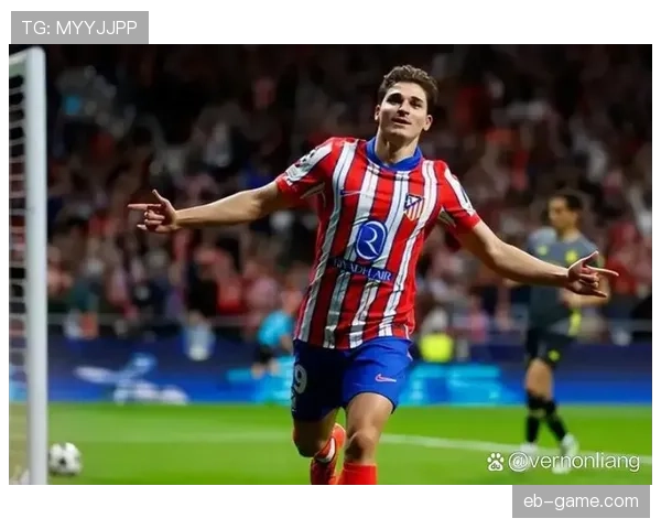 西甲红白闪电新赛季状态火热,表现持续提升引期待 西甲红白闪电新赛季状态火热,表现持续提升引期待