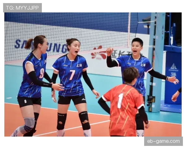 谌龙退役后住进月租八万的上海顶层复式，每天五点起床给儿子做营养餐